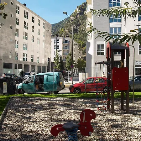 Prat Condal Casamanya Apartment